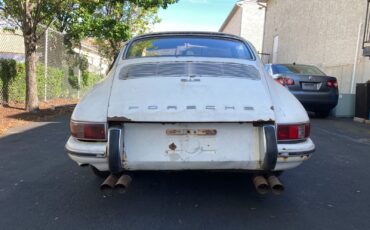 Porsche-912-1967-Coupe-4