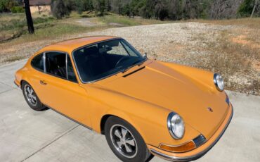 Porsche-912-coupe-1969-custom-3