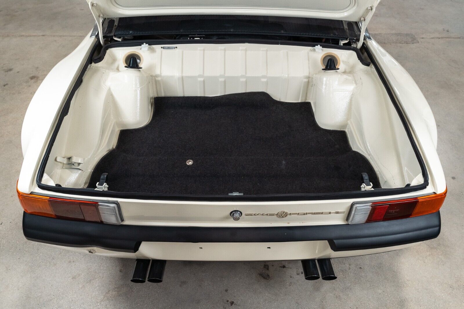 Porsche-914-1971-Targa-16