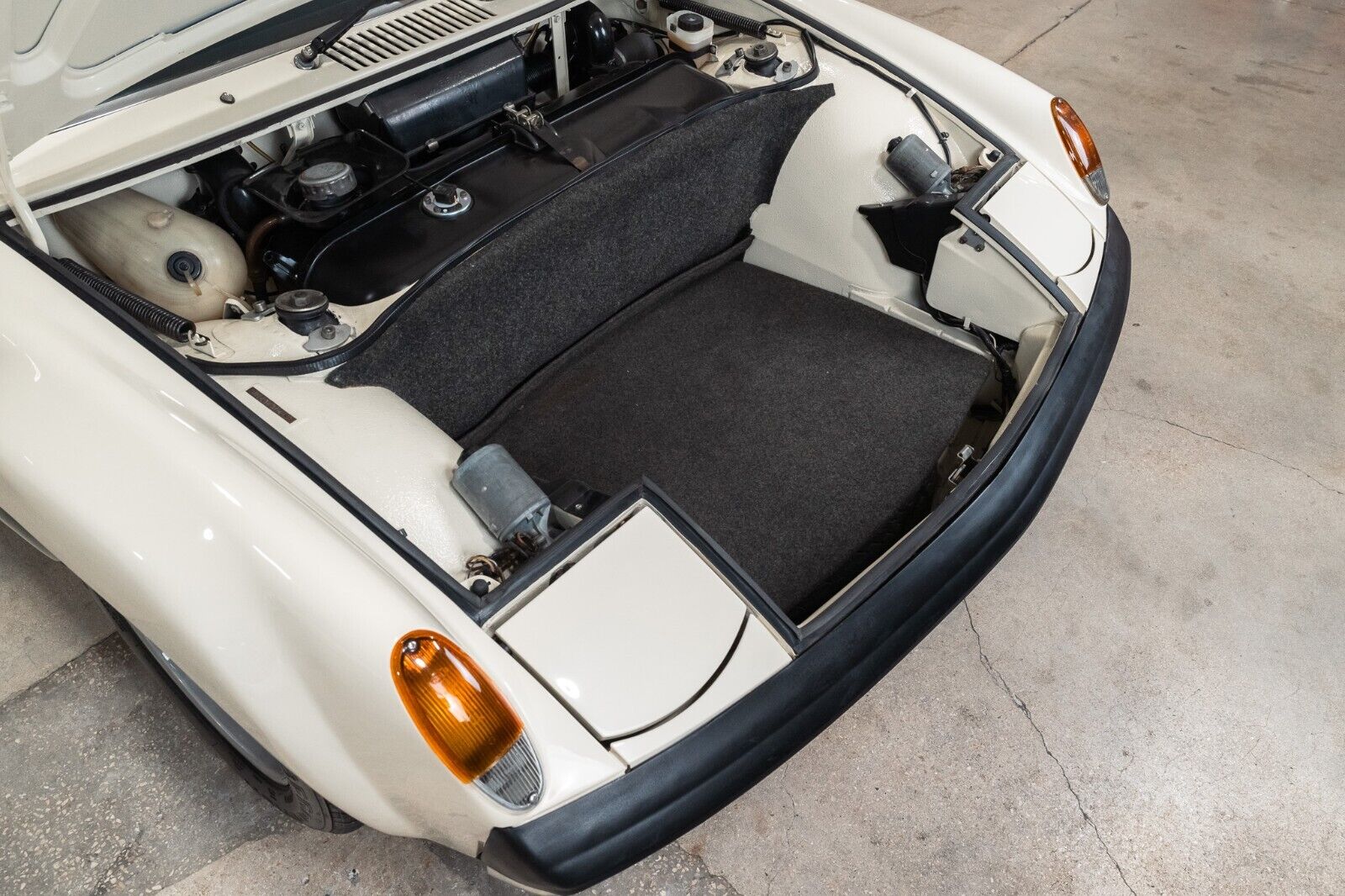 Porsche-914-1971-Targa-18