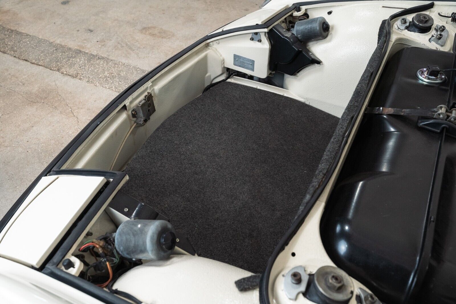 Porsche-914-1971-Targa-19