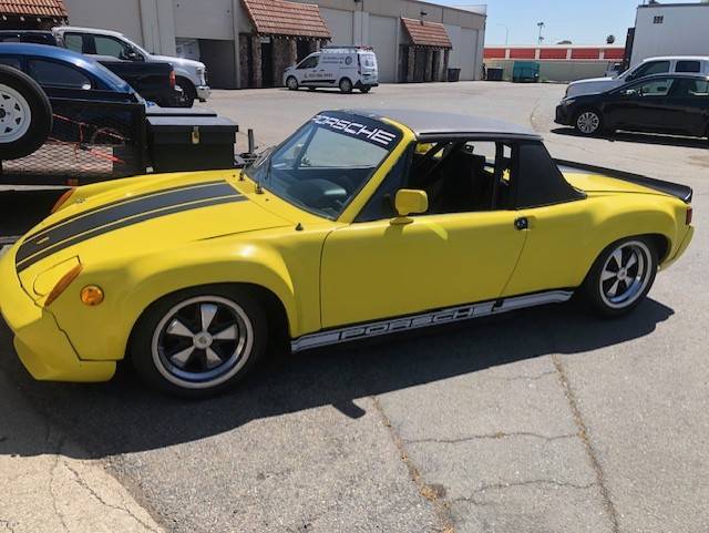 Porsche-914-1975-yellow-14
