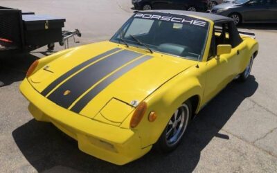 Porsche 914  1975 yellow