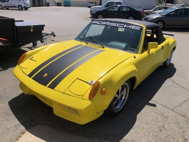 Porsche-914-1975-yellow