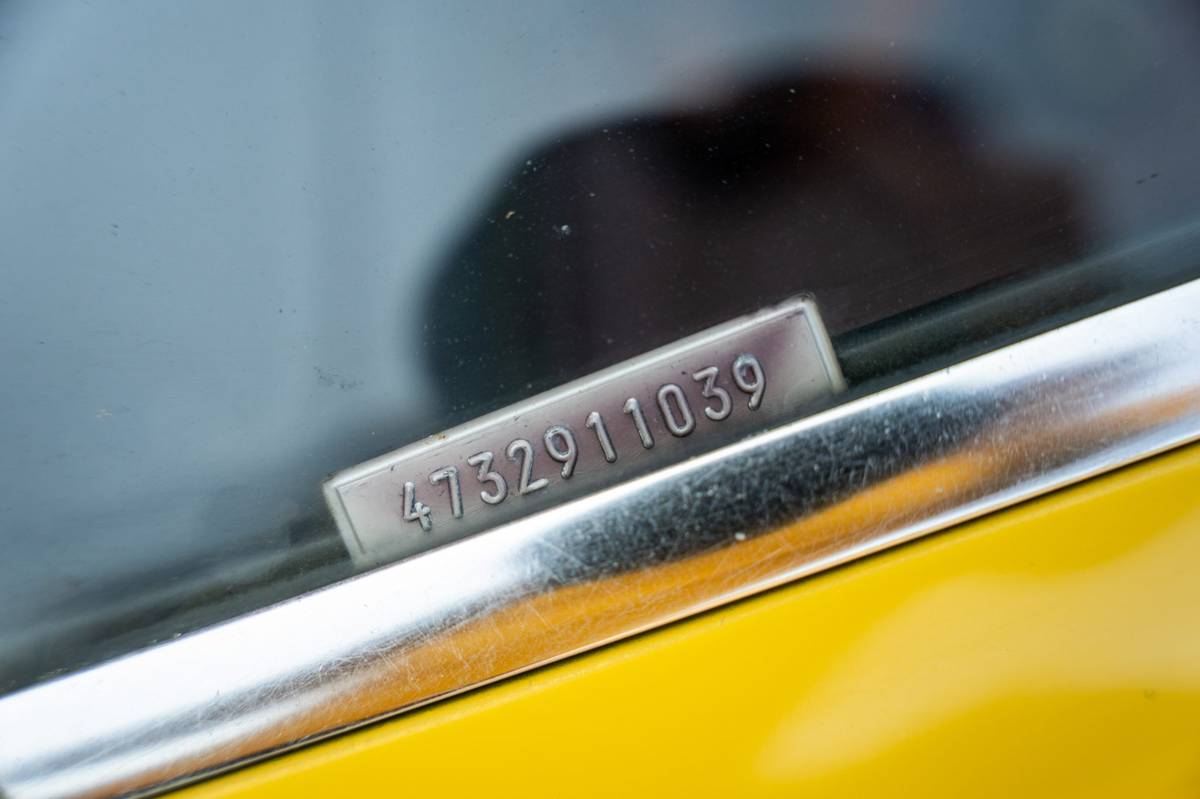 Porsche-914-targa-1973-yellow-16