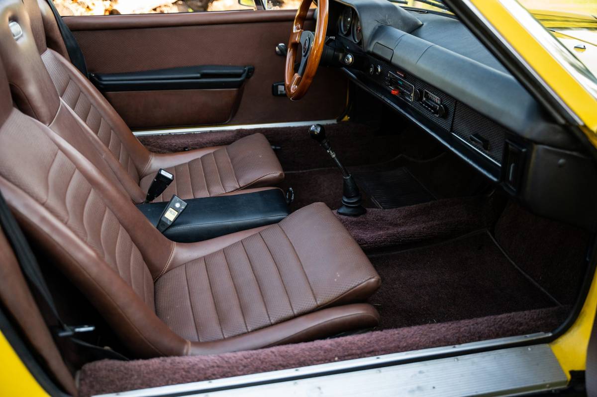 Porsche-914-targa-1973-yellow-17