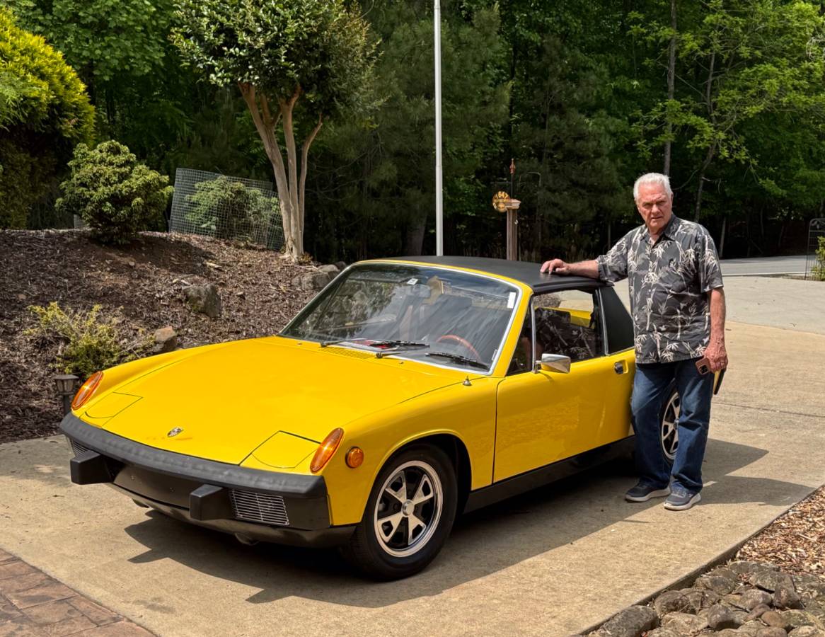 Porsche-914-targa-1973-yellow