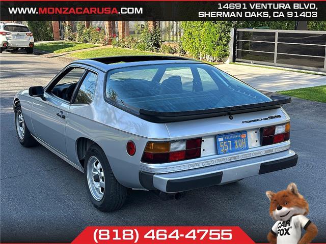 Porsche-924-1978-Coupe-7