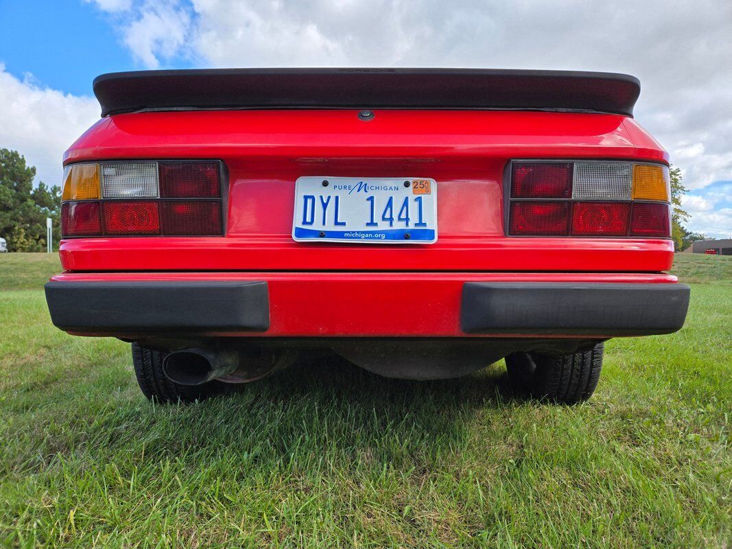 Porsche-924-1987-11