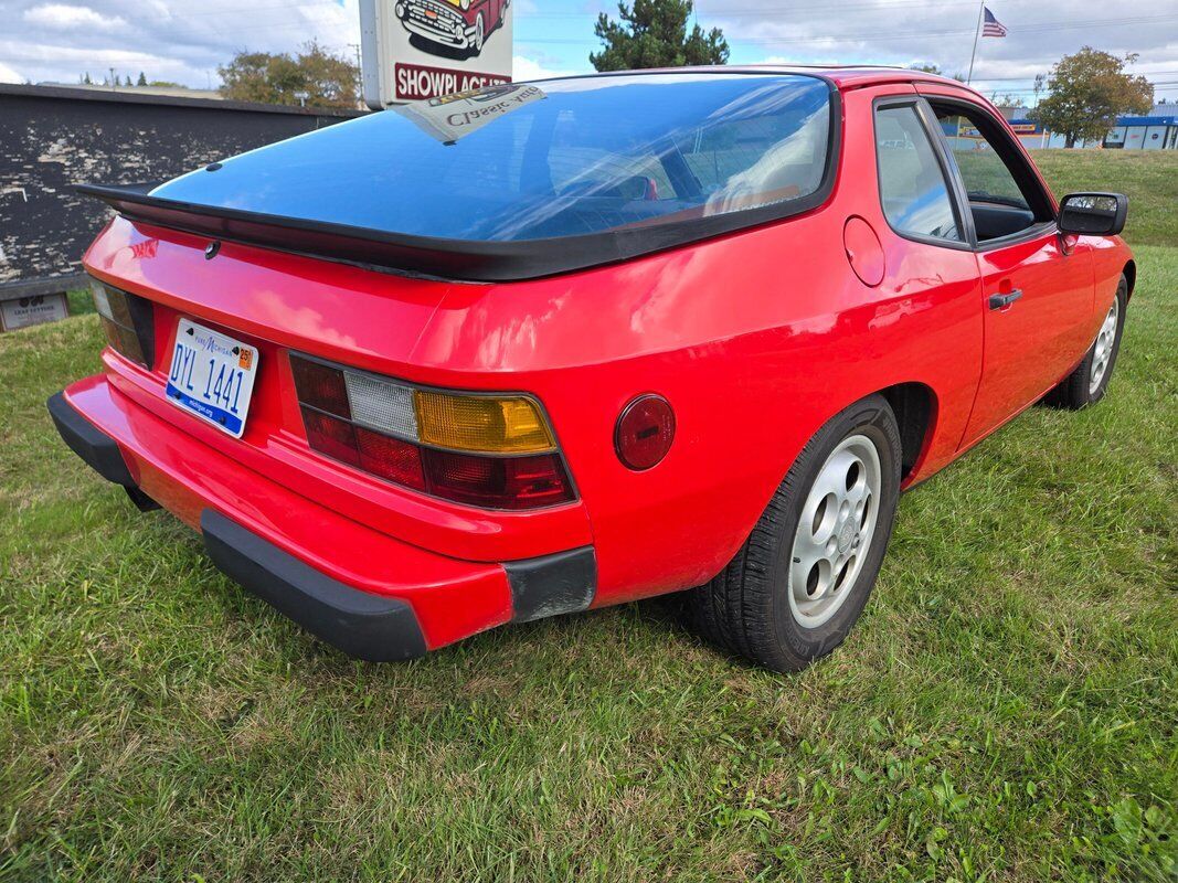 Porsche-924-1987-14