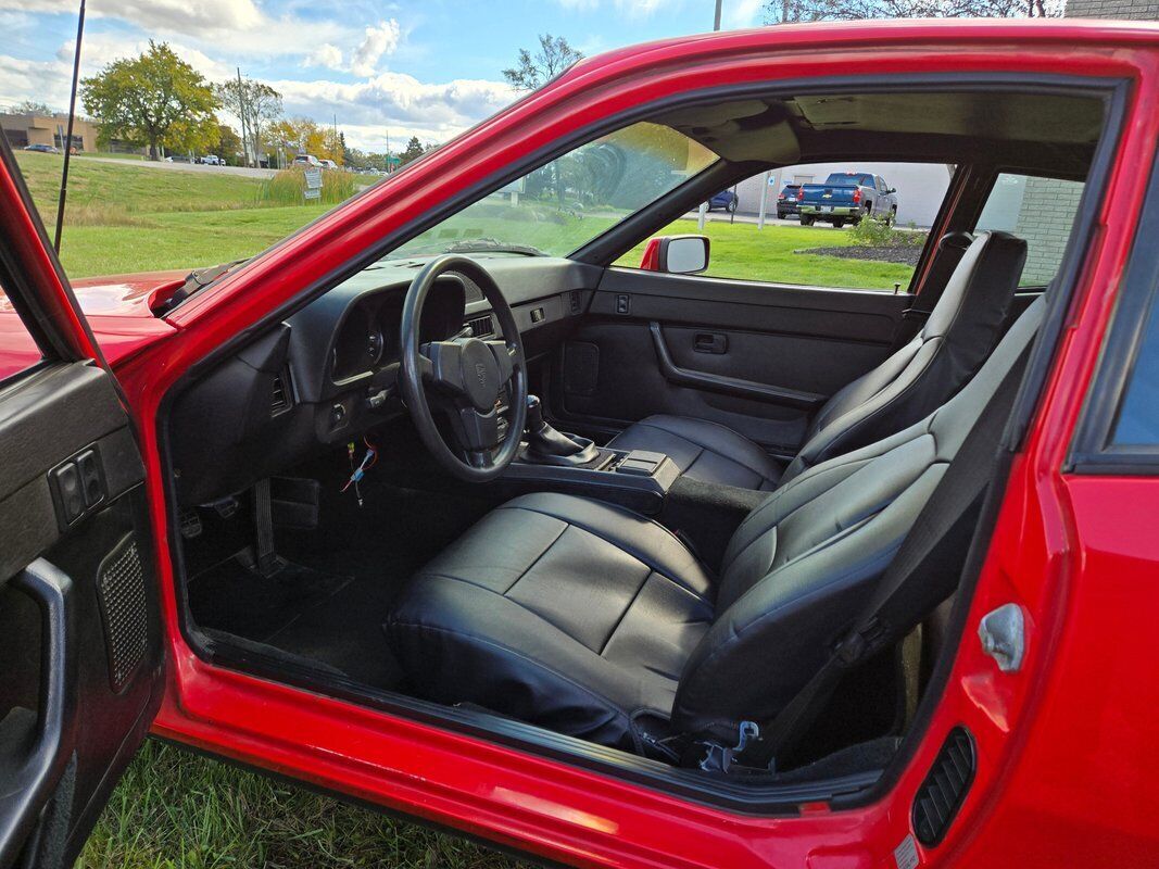 Porsche-924-1987-24