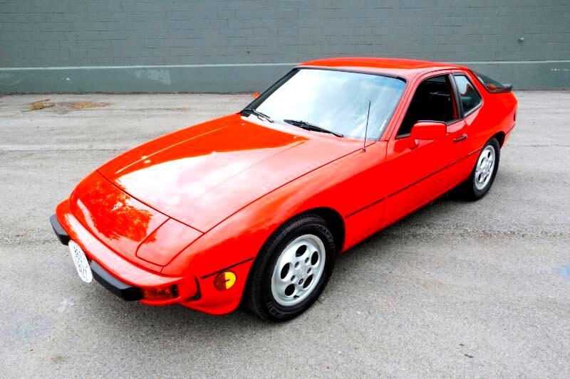 Porsche-924-1987-Coupe-13