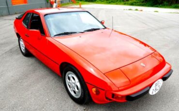 Porsche-924-1987-Coupe-16