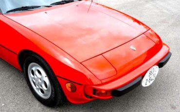 Porsche-924-1987-Coupe-17