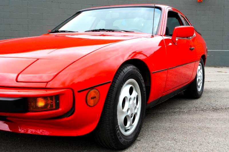 Porsche-924-1987-Coupe-19