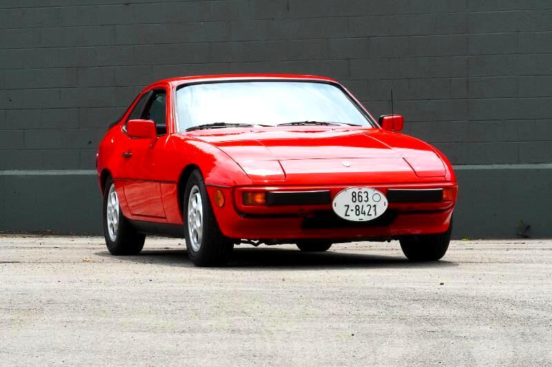 Porsche-924-1987-Coupe-4