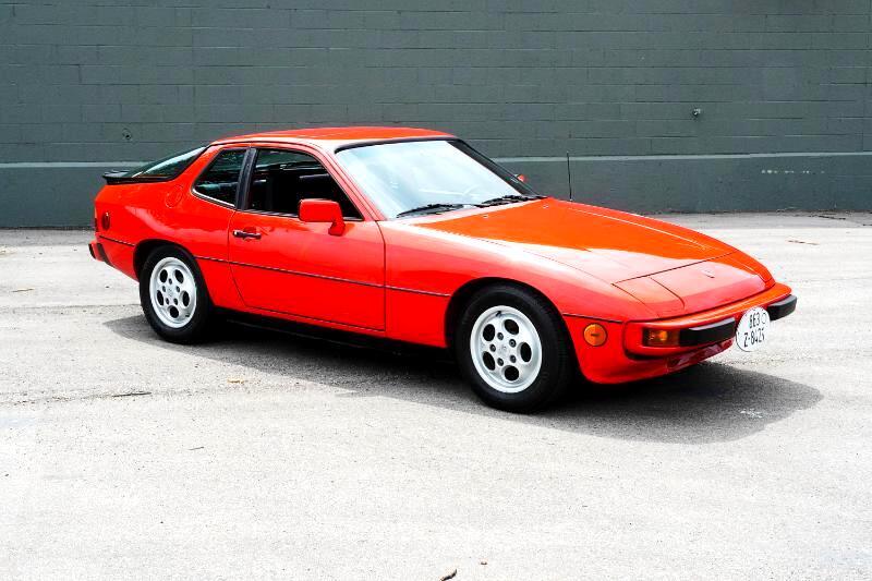 Porsche-924-1987-Coupe-6