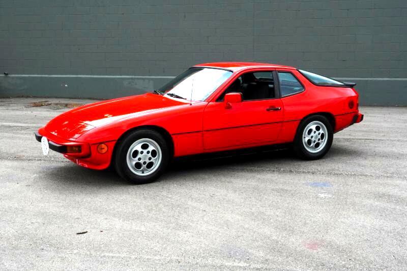 Porsche-924-1987-Coupe-9