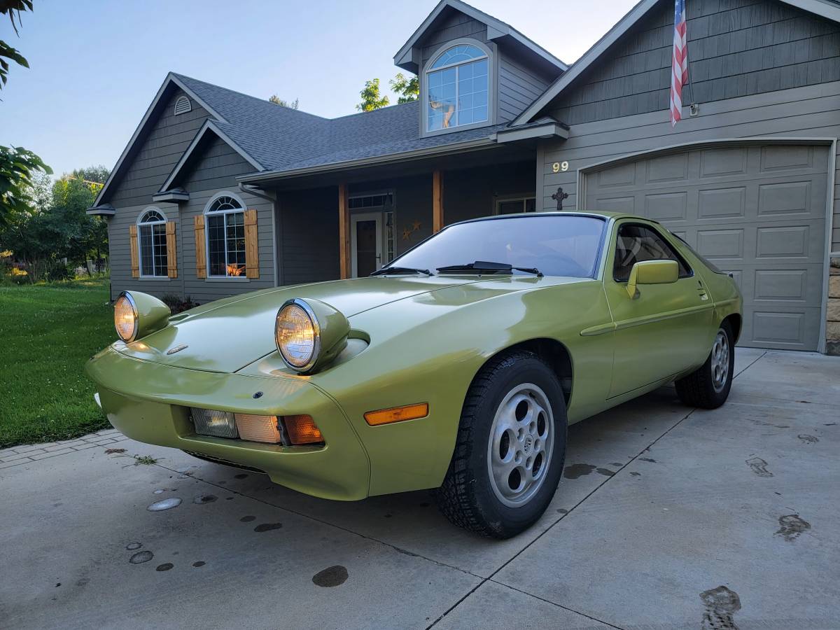 Porsche 928  1979