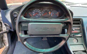 Porsche-928-1980-silver-11
