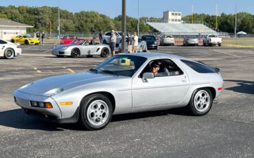 Porsche-928-1980-silver-5