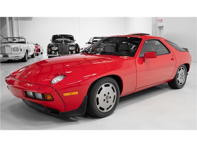 Porsche-928-1983-Coupe-1