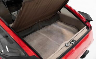 Porsche-928-1983-Coupe-10