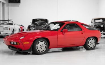 Porsche-928-1983-Coupe
