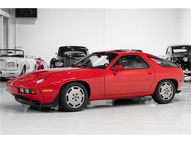 Porsche-928-1983-Coupe