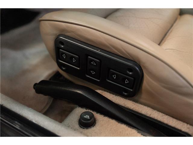Porsche-928-1983-Coupe-13