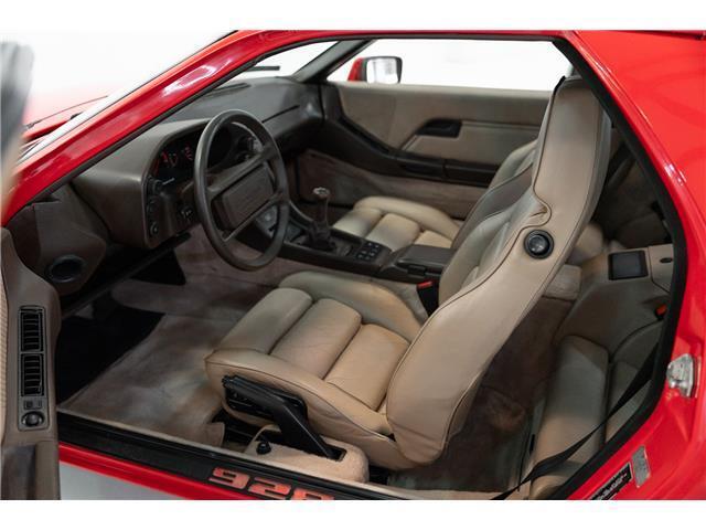 Porsche-928-1983-Coupe-14