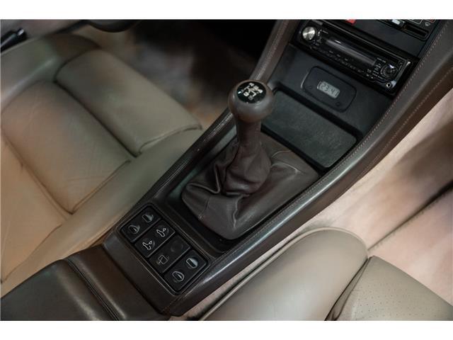Porsche-928-1983-Coupe-19