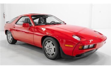 Porsche-928-1983-Coupe-3