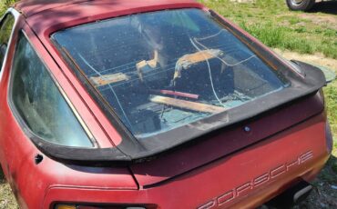Porsche-928-1983-Coupe-3