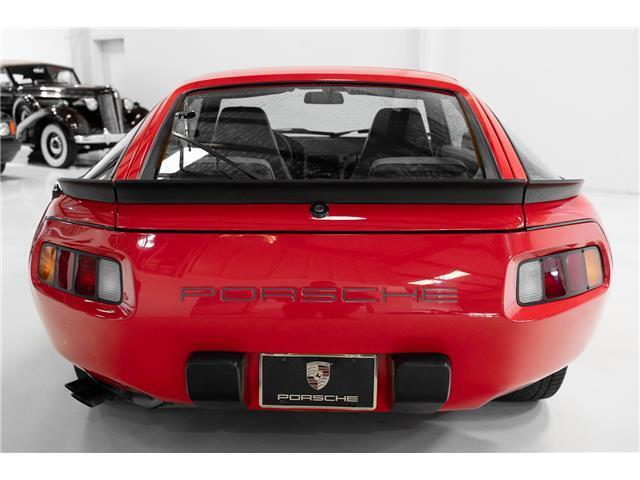 Porsche-928-1983-Coupe-6