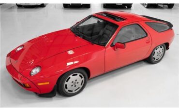 Porsche-928-1983-Coupe-8