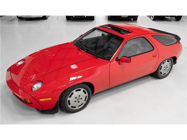 Porsche-928-1983-Coupe-8