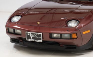 Porsche-928-1985-Coupe-10