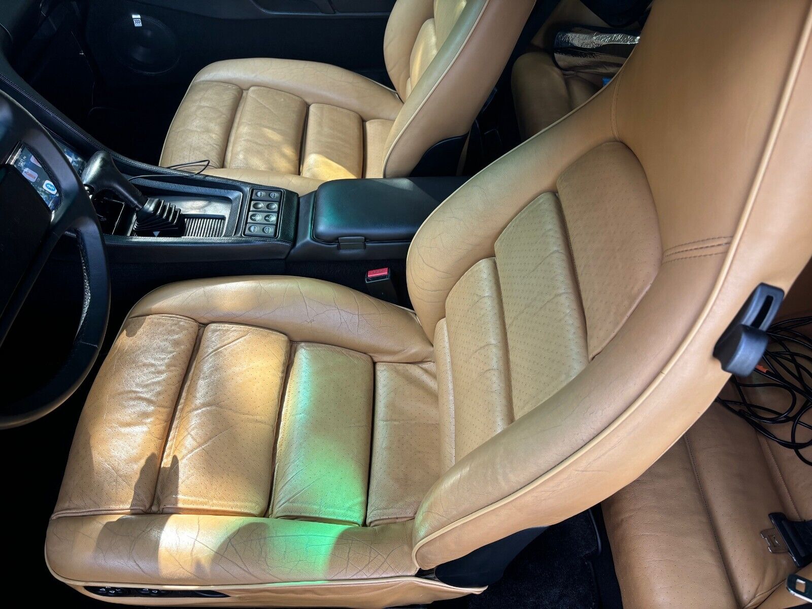 Porsche-928-1985-Coupe-13
