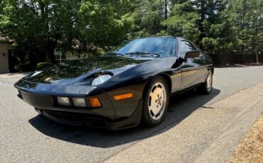 Porsche-928-1985-Coupe-2