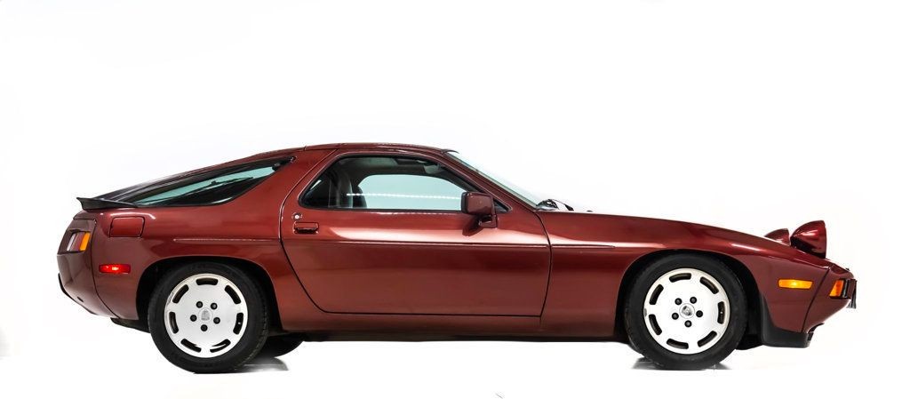 Porsche-928-1985-Coupe-3