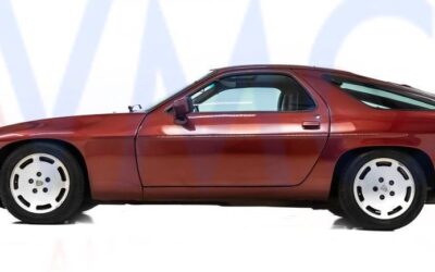 Porsche 928 1985 Coupe