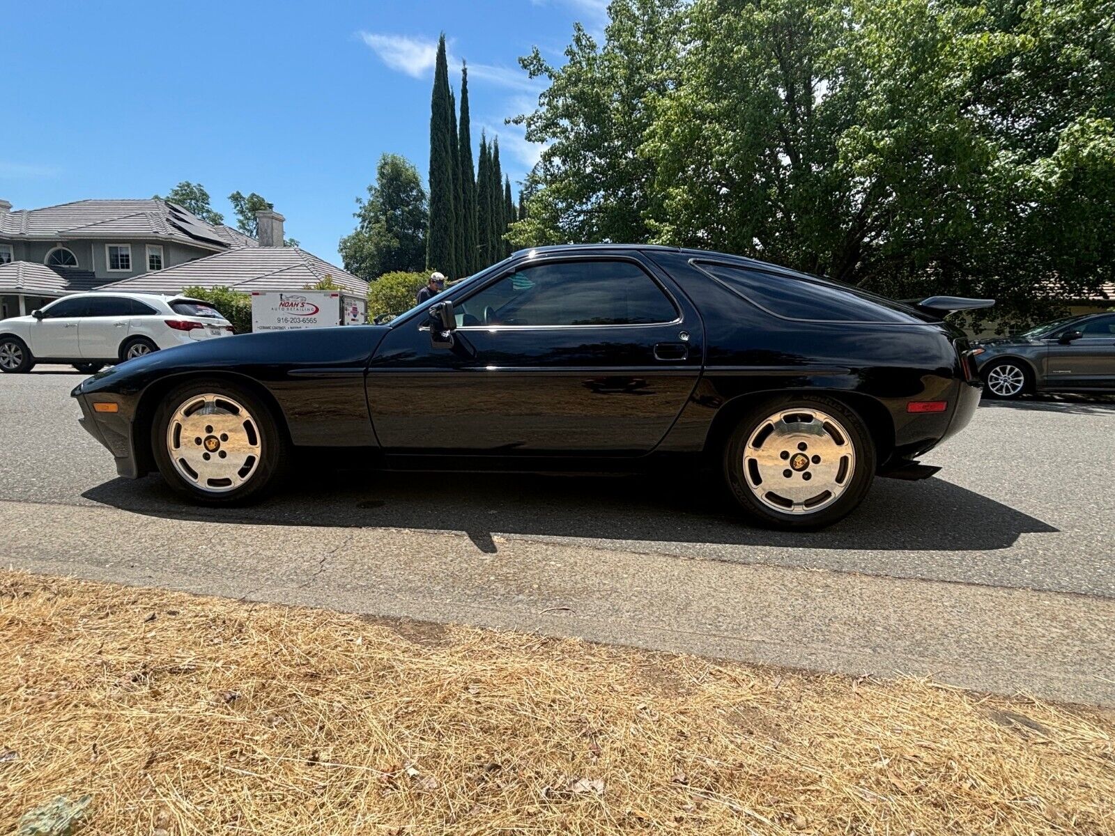 Porsche-928-1985-Coupe-4