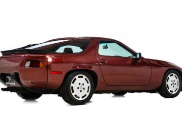 Porsche-928-1985-Coupe-6