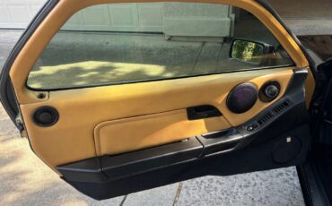 Porsche-928-1985-Coupe-8