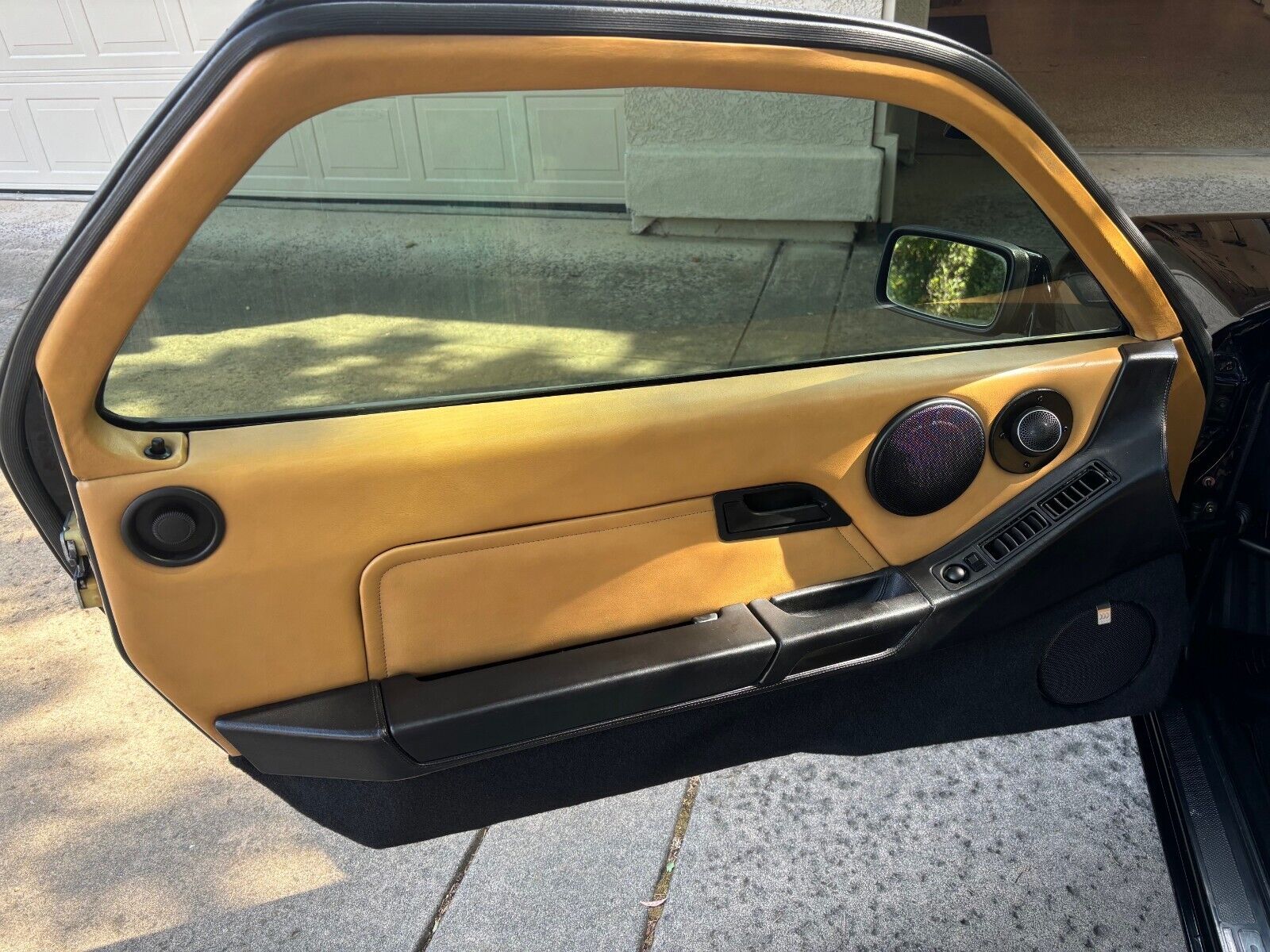 Porsche-928-1985-Coupe-8