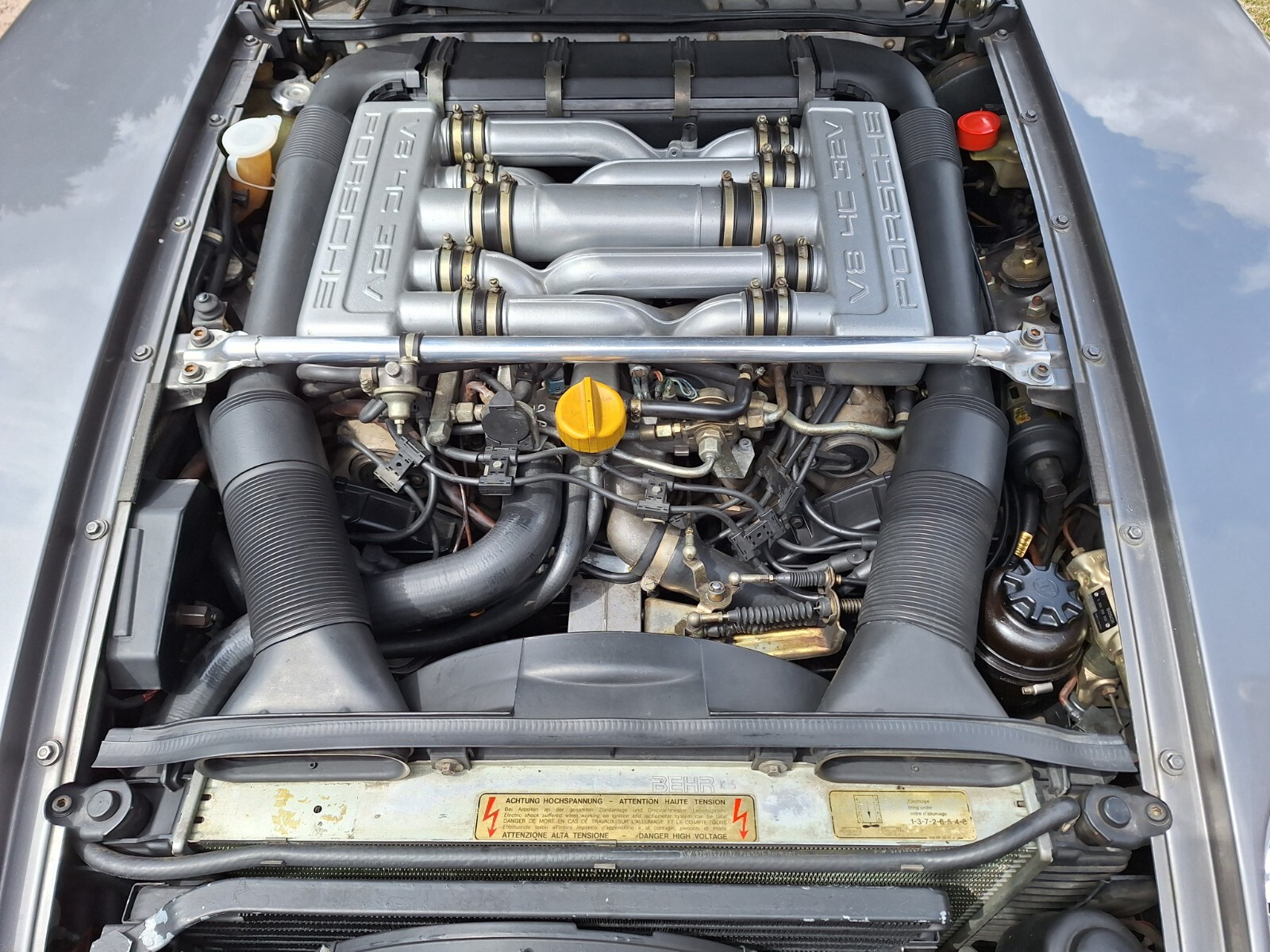 Porsche-928-1986-Coupe-2