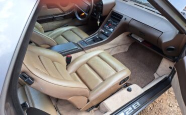Porsche-928-1986-Coupe-6