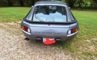Porsche-928-1986-Coupe-9