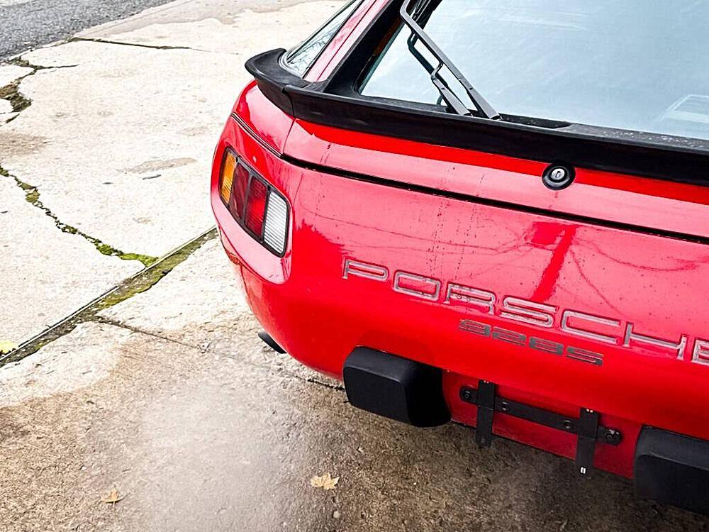 Porsche-928-1986-red-1
